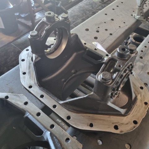Mercedes Benz Diferencial central traseiro MB1935 MB1941 MB2540 MB2544 MODELO HD7 com bloqueio.